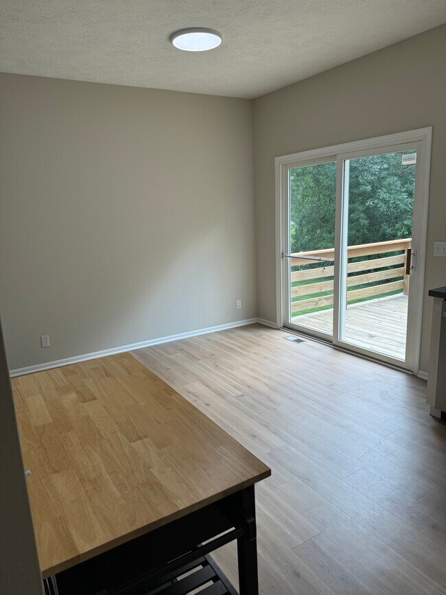 Foto del edificio - 4418 S 178th St