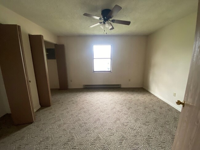 Building Photo - 105 Pelican Dr