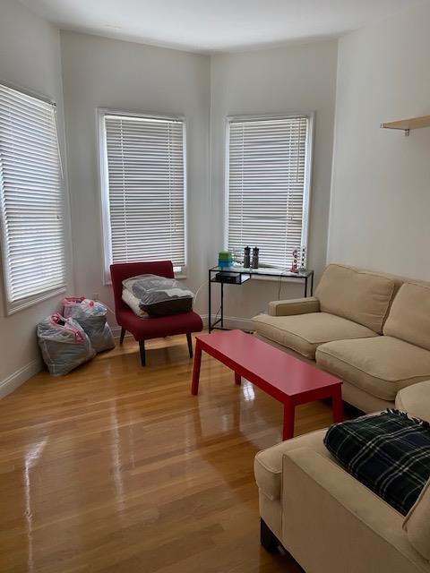 Building Photo - 51 Dimick St