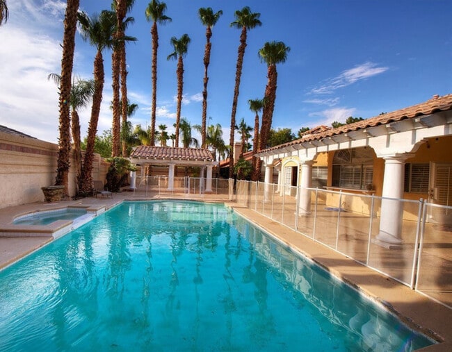 Foto del edificio - 3930 Placita Del Rico