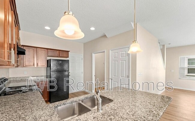 Building Photo - 3017 Belden St