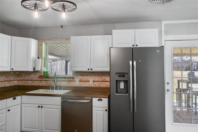 Building Photo - 812 Jerry Ln