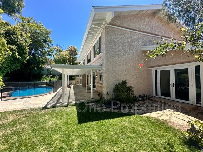 Foto del edificio - 3880 Via Verde