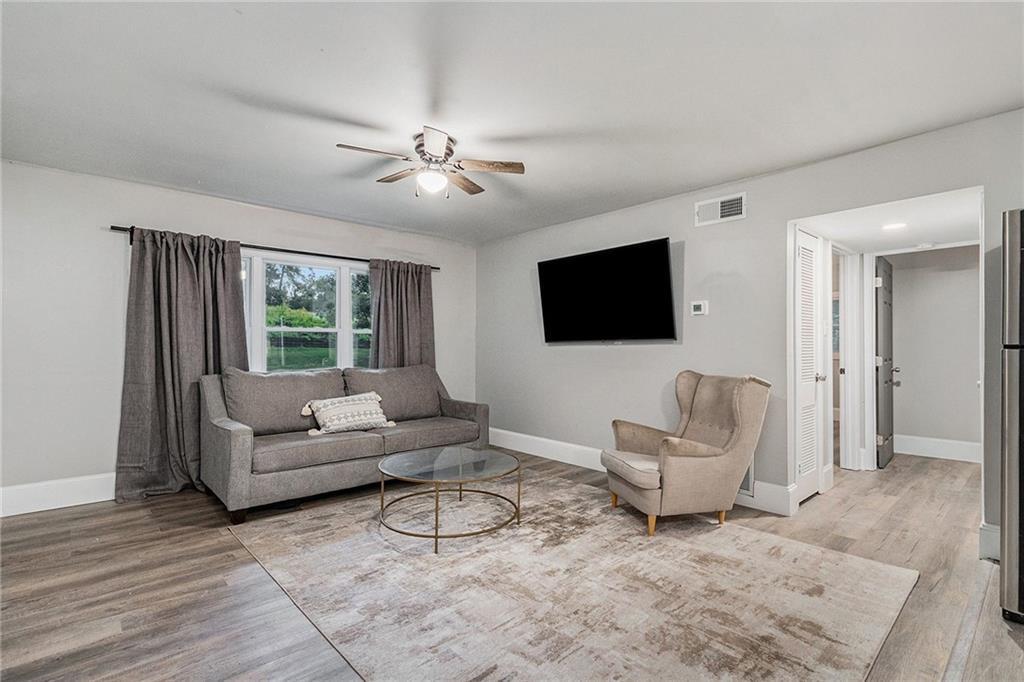 Foto principal - 2167 Dresden Dr NE