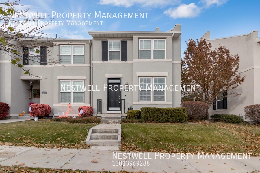 Very Spacious 4 bed Daybreak Townhome Townhouse for Rent in South