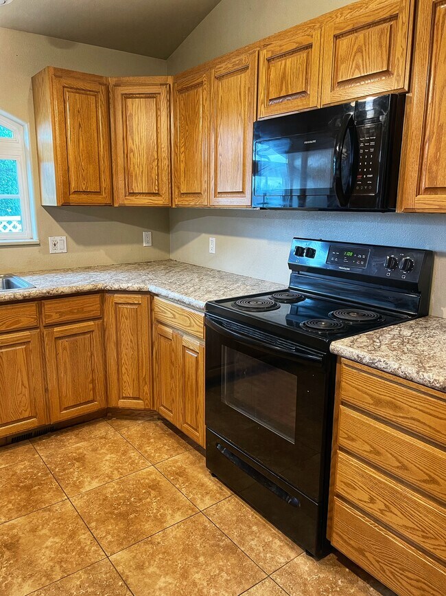 Foto del edificio - 2232 E Shoshone Ave