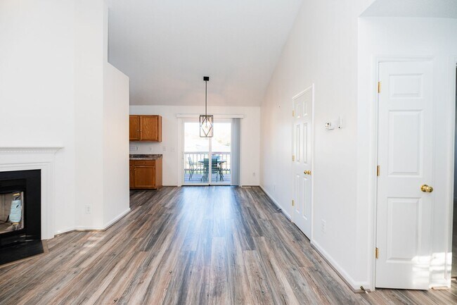 Foto del edificio - Charming 3Bed/2Bath house with 1 car garage in Greensboro