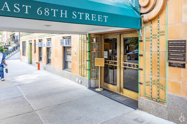 Entrance - 1159-1165 Third Ave