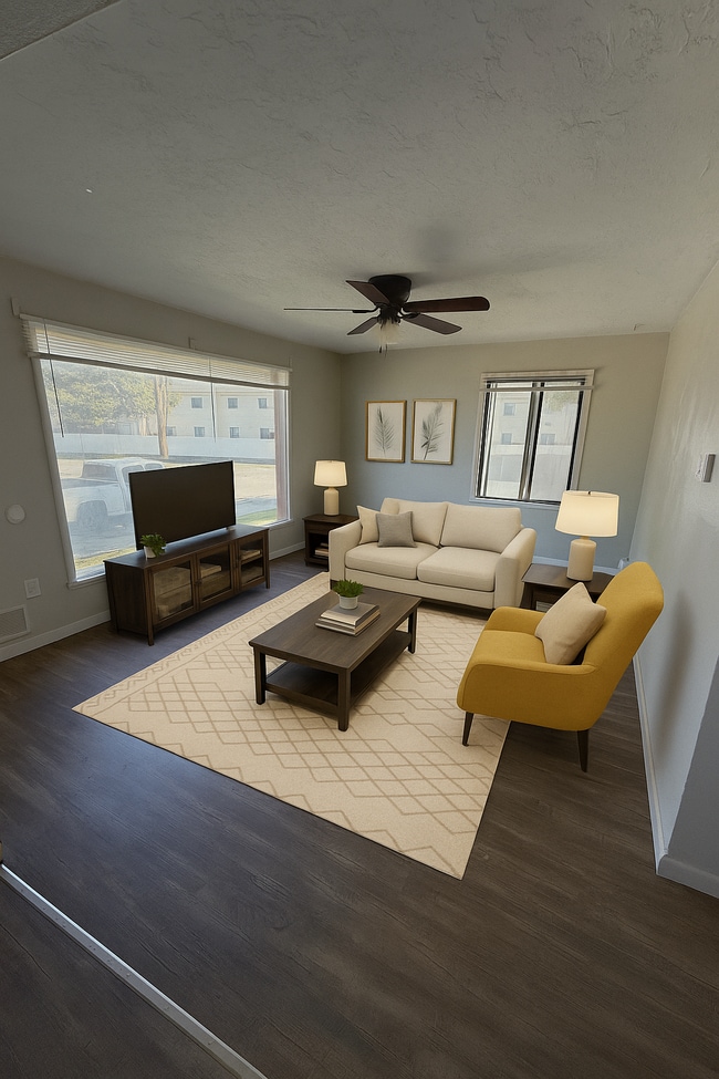 Building Photo - 690 Holbrook Drive