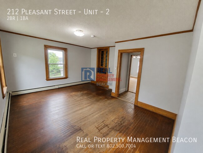 Foto del edificio - 212 Pleasant St