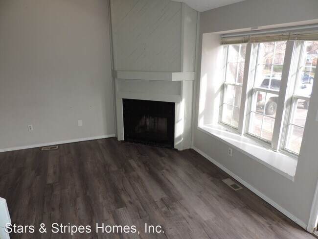Building Photo - 3 br, 2 bath House - 9678 W. Chatfield Ave...