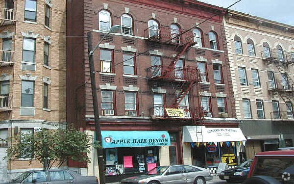 Building Photo - 216-218 48th St