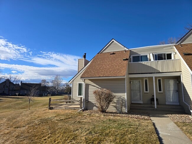 Building Photo - 2415 S Xanadu Way