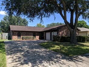 Building Photo - 4411 Tuscarora St
