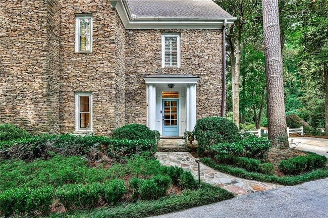Building Photo - 3278 Northside Dr NW