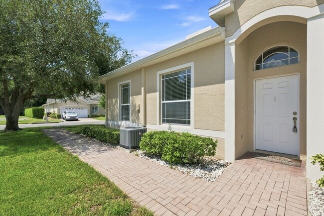 Building Photo - 7505 Wimpole Dr