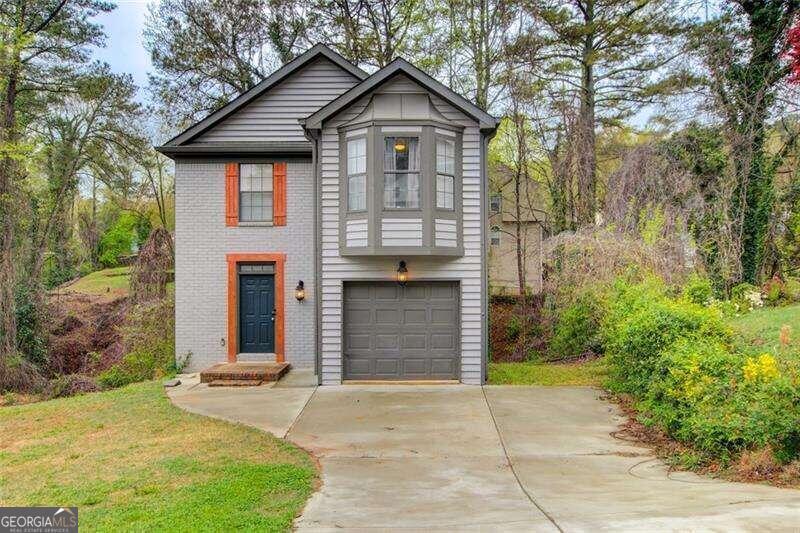Primary Photo - 830 Leland Ct