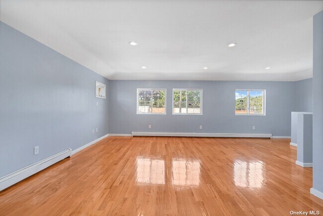 Foto del edificio - 150-44 113th Ave