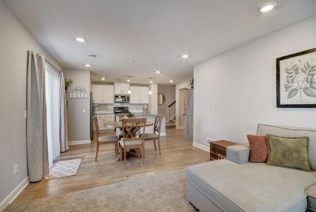 Foto del edificio - 1203 Lower 143rd St E