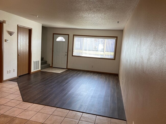 Foto del edificio - 516 10th Ave SE