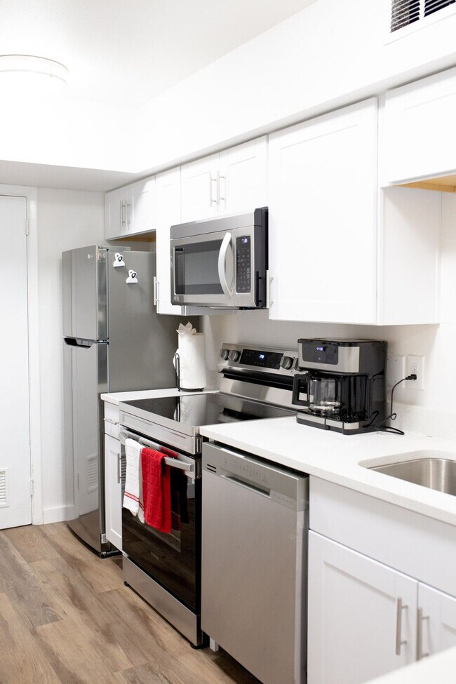 Foto del edificio - 4015 W 7th St