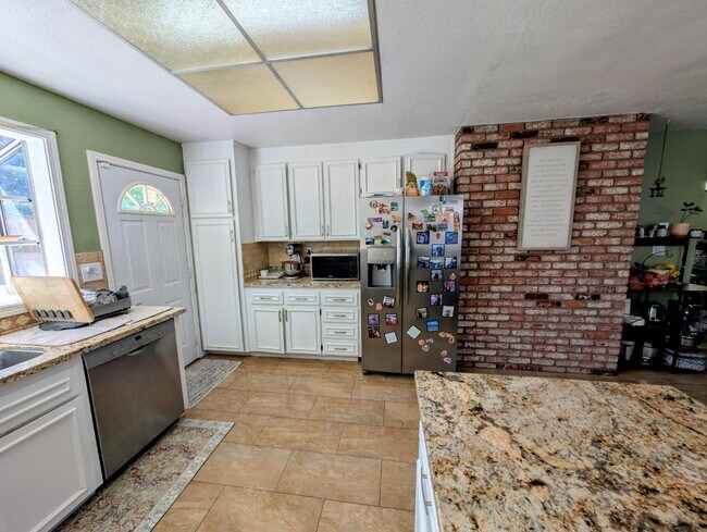 Foto del edificio - 416 Rumsey Ct