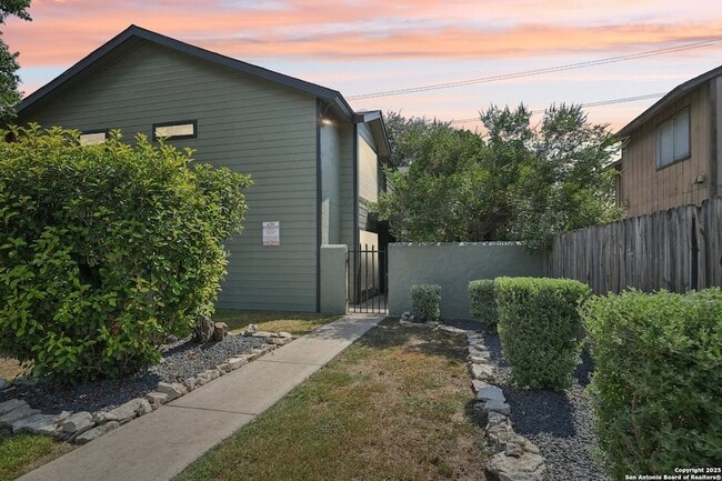 Photo - 10609 Starcrest Drive Unit 10611 House