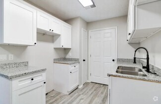 Building Photo - 107 Meudon St
