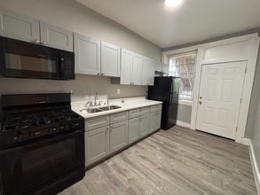 Building Photo - 3652-3658 S Indiana Ave