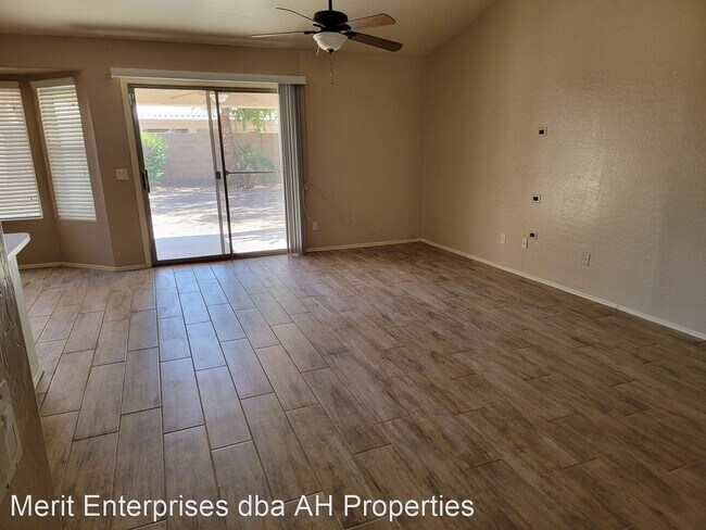 Foto del edificio - 4 br, 2 bath House - 9643 N 94TH AVE