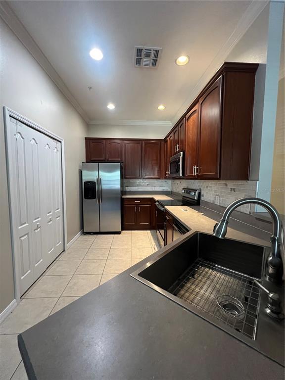 Foto del edificio - 466 Ashley Brooke Ct