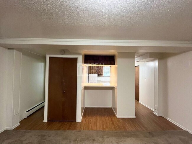 Foto del edificio - 1221 N Clarkson St