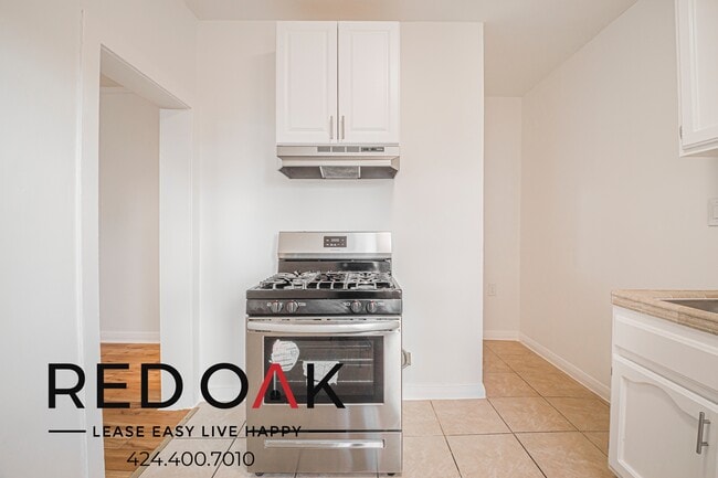 Foto del edificio - 1056 Normandie Ave