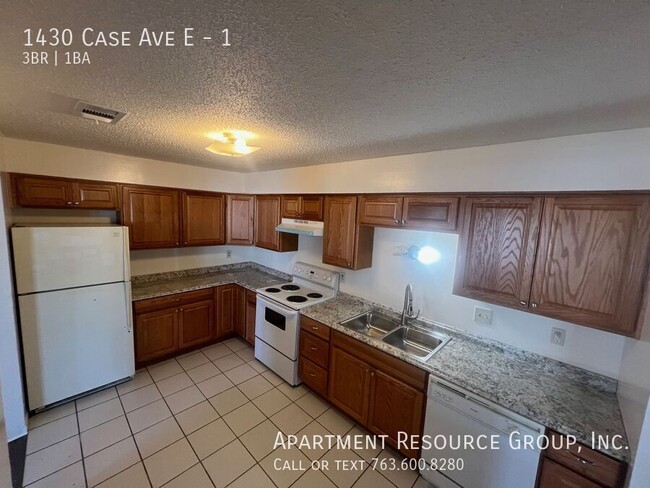 Building Photo - 1430 Case Ave E