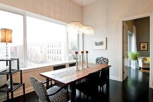 Foto del edificio - 2410 W Bloomingdale Ave