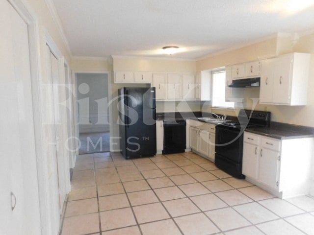 Foto del edificio - 6331 Scarletcrest Ln
