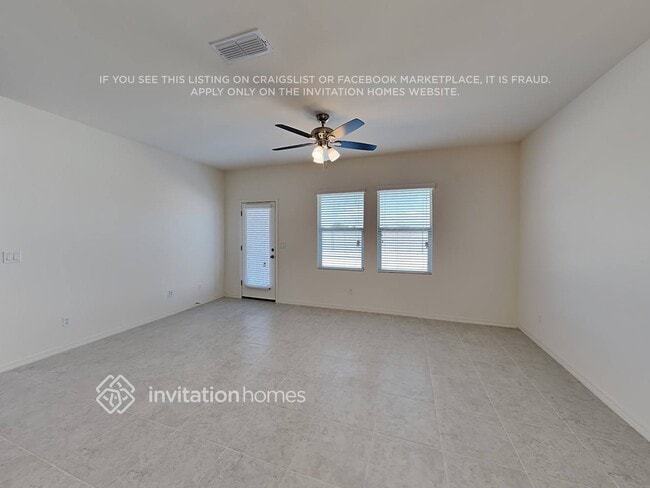 Foto del edificio - 19140 W Pierson St