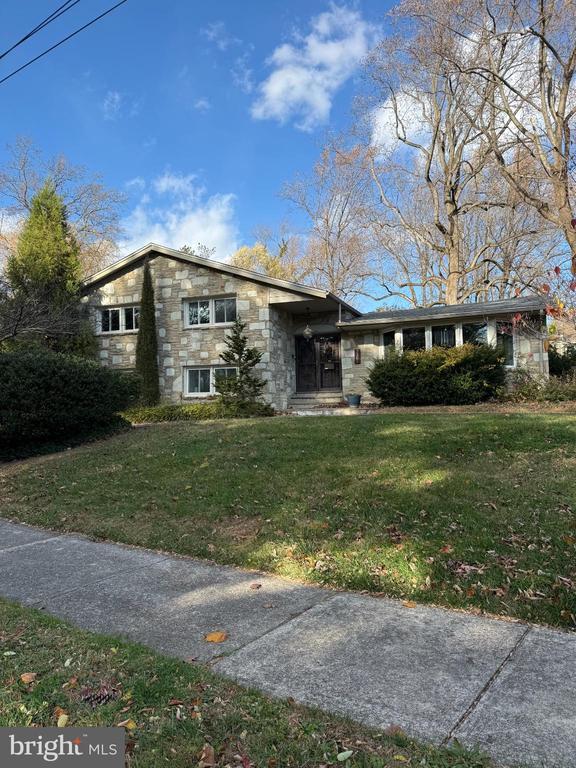 Foto del edificio - 7201 Orwell Rd