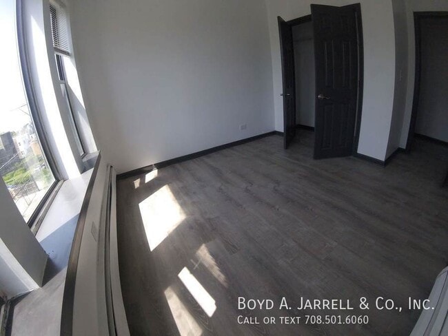 Foto del edificio - 68 E 57th St