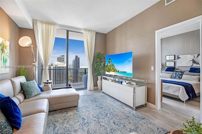 Foto del edificio - 45 SW 9th St