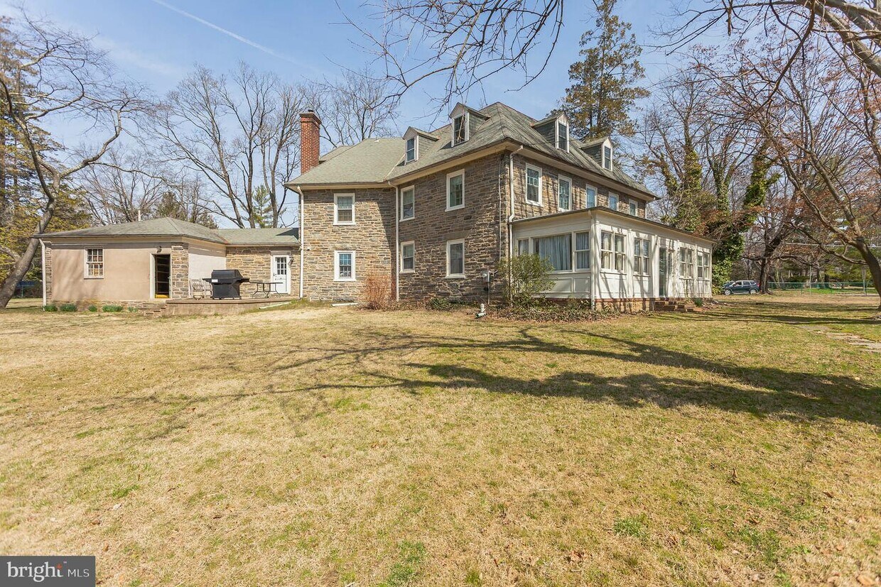 708 Old Lancaster Rd, Bryn Mawr, PA 19010 House Rental in Bryn Mawr