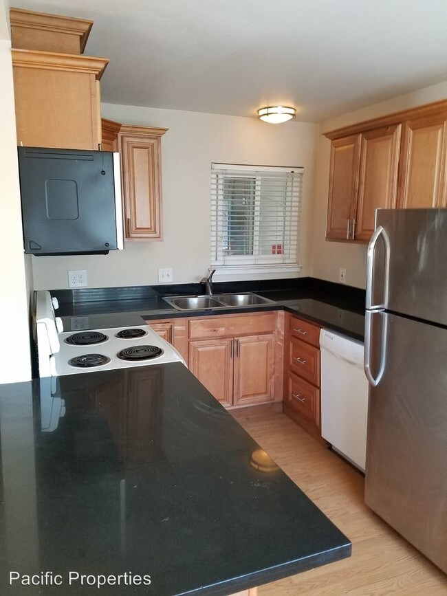 Foto del edificio - 807 W 9th St