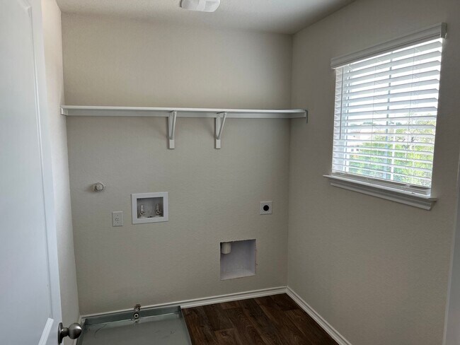 Foto del edificio - Riverside