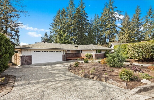 Foto del edificio - 17703 NE 9th St