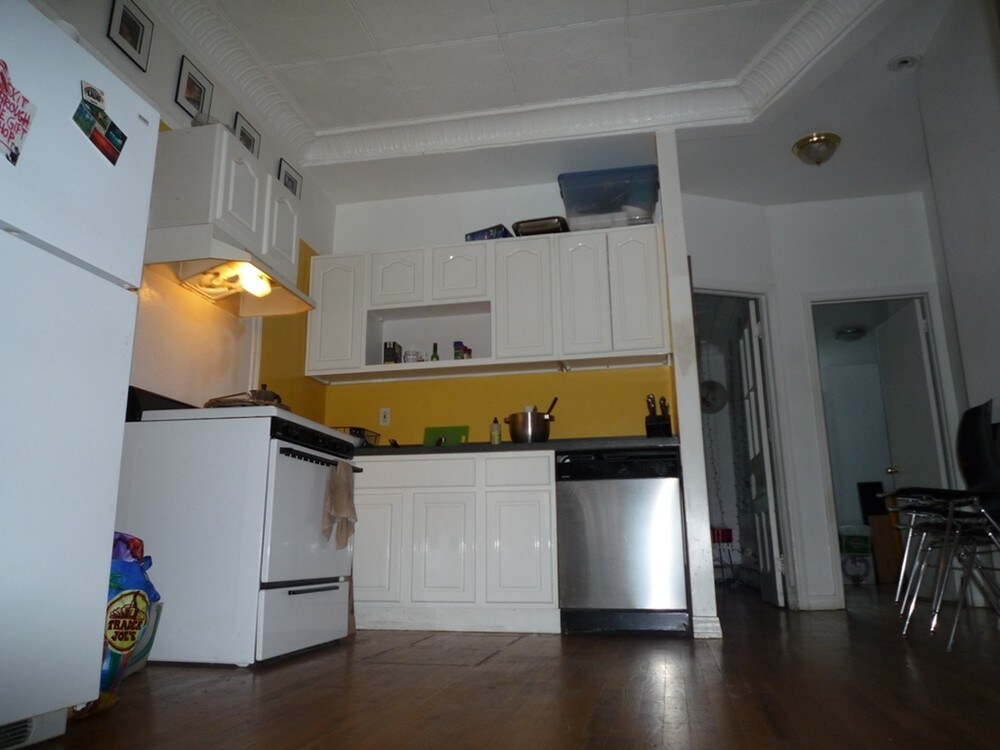 Foto principal - 332 Gates Ave