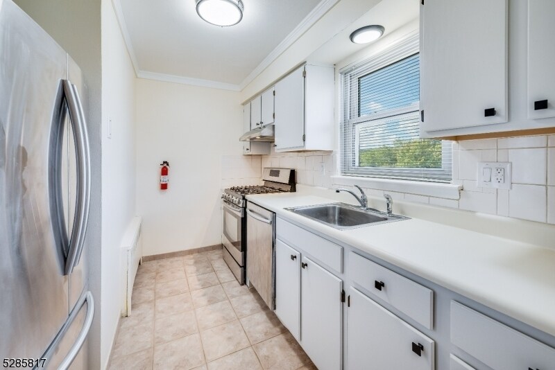 14 Wedgewood Dr Unit 18, Verona, NJ 07044 Condo for Rent in Verona