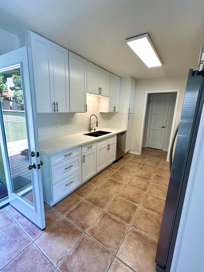 New cabinets and countertop - 1033 Pearl St