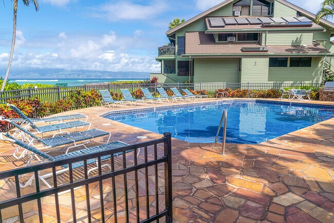 Building Photo - Kahana Outrigger 4B1
