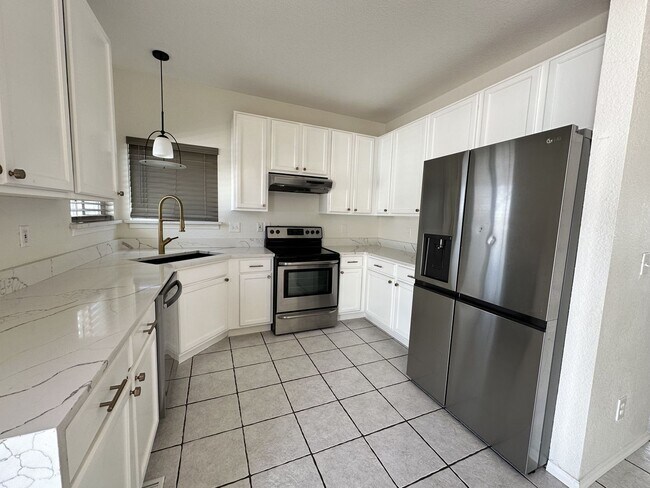 Foto del edificio - Single Family House for Rent in Denver