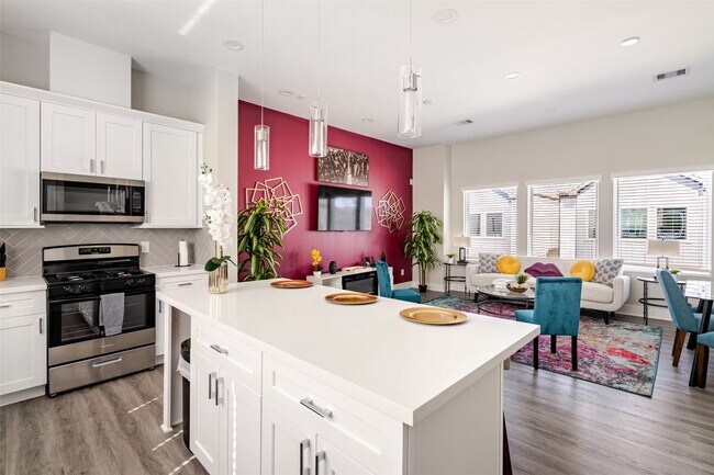 Foto del edificio - 2622 Huntington Creek Ln